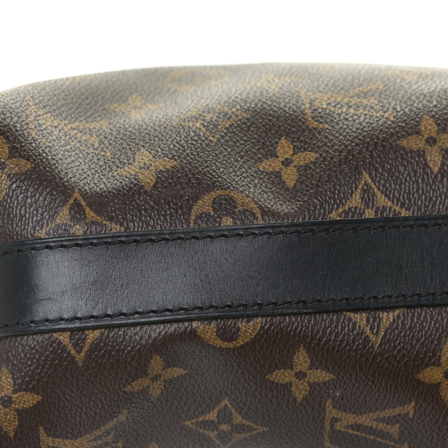 Monogram Macassar Kitan