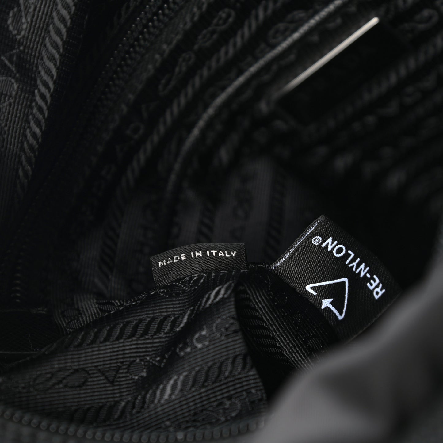Re-Nylon Vela Saffiano Pocket Single Buckle Messenger Shoulder Bag Black