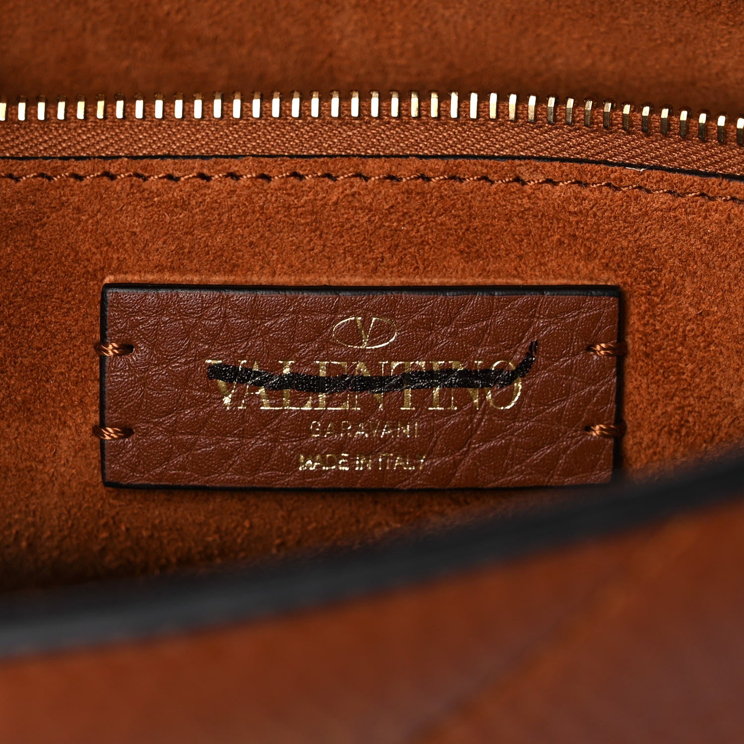 Valentino Garavani Grained Calfskin Large Roman Stud Shoulder Bag Selleria 6 of 8
