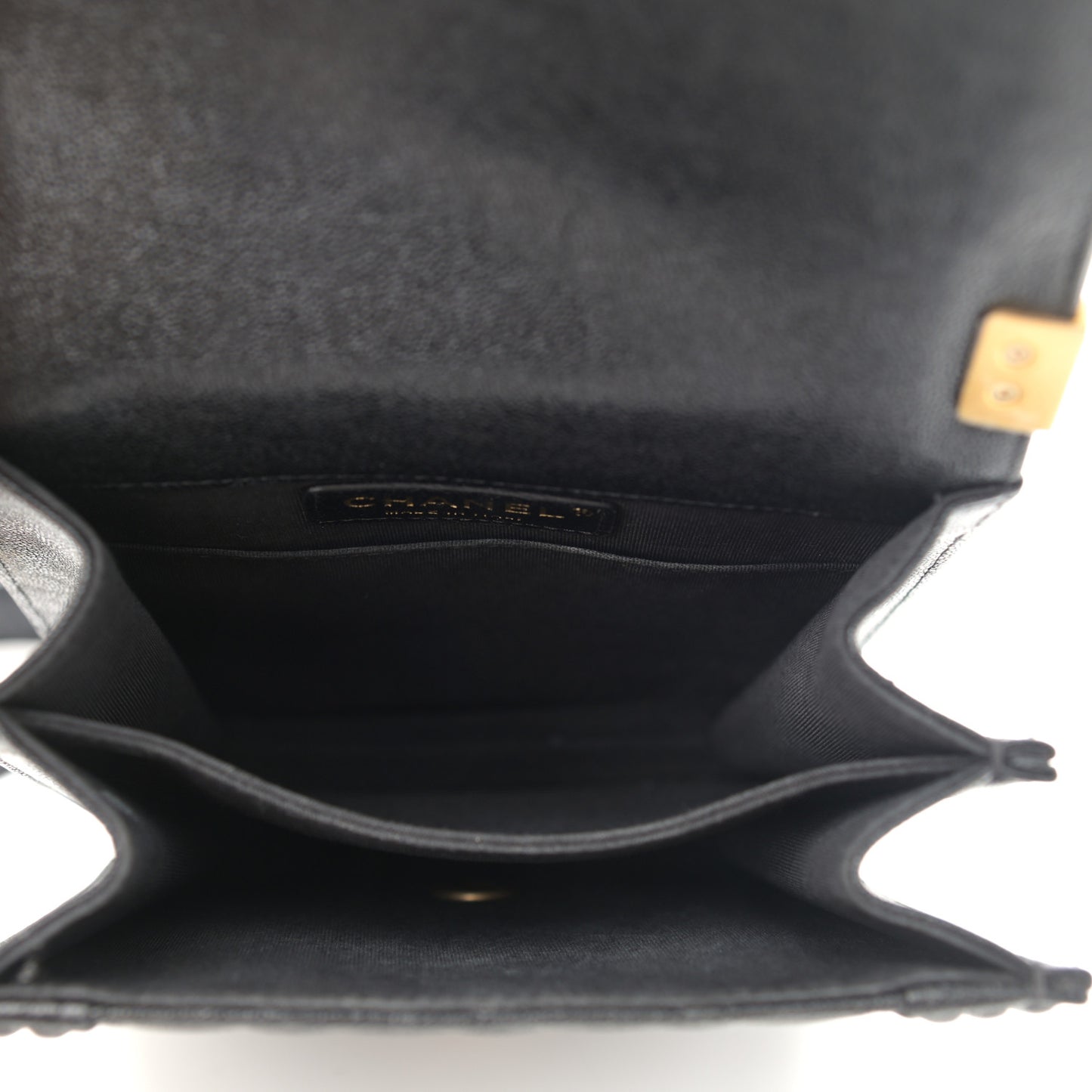 Caviar Quilted North South Boy Flap Black
