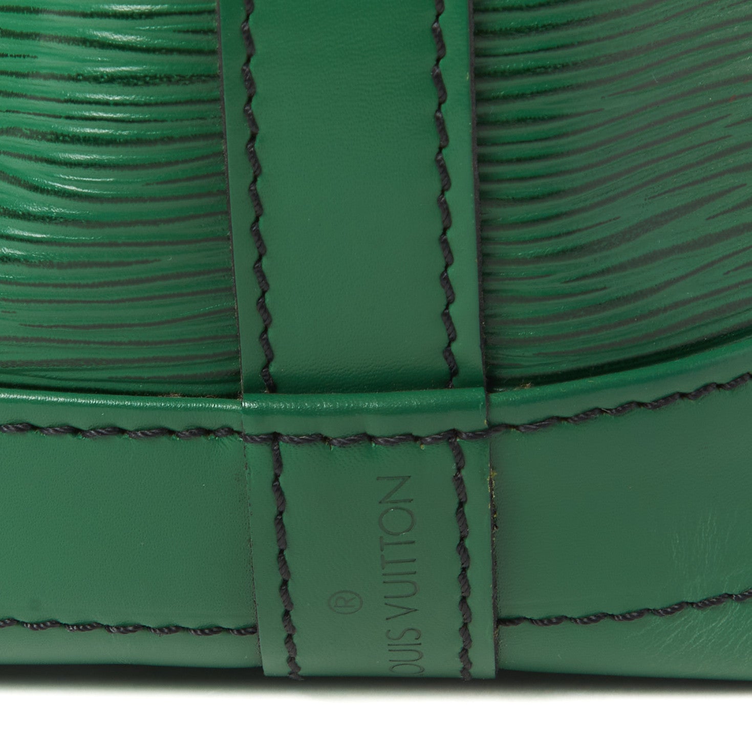 Louis Vuitton Epi Noe Borneo 9 of 9