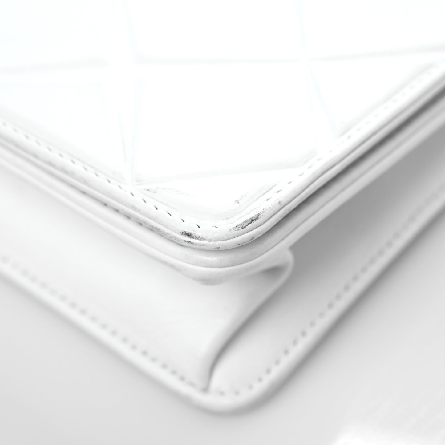 Calfskin Small Propeller Flap White