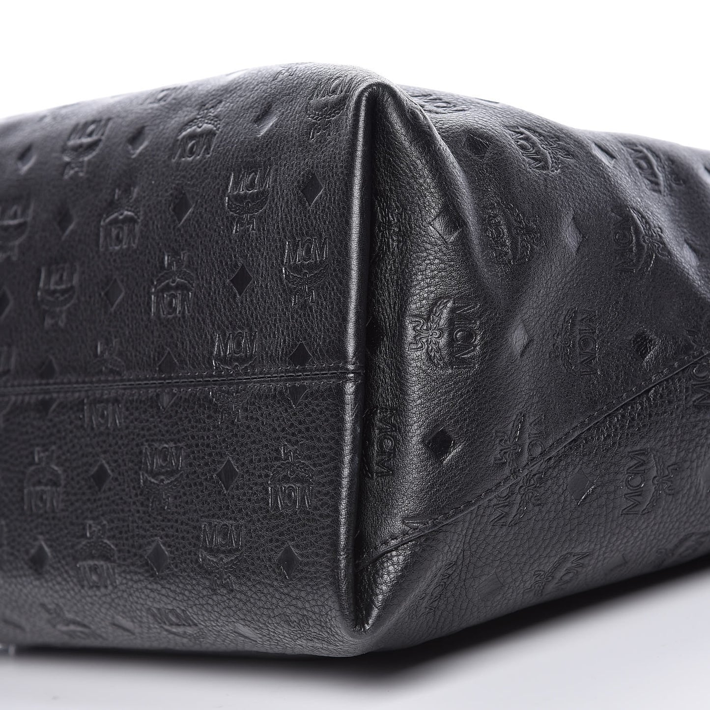 Calfskin Ottomar Large Klara Hobo Black
