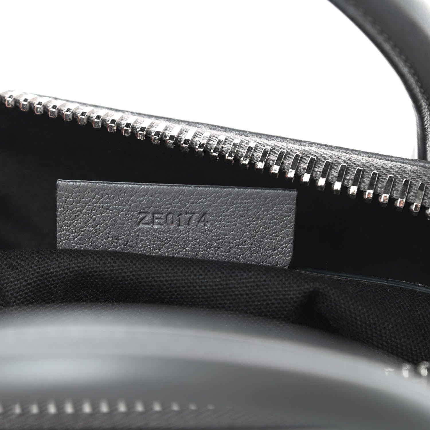 Givenchy Sugar Goatskin Small Antigona Dark Grey 7 of 11
