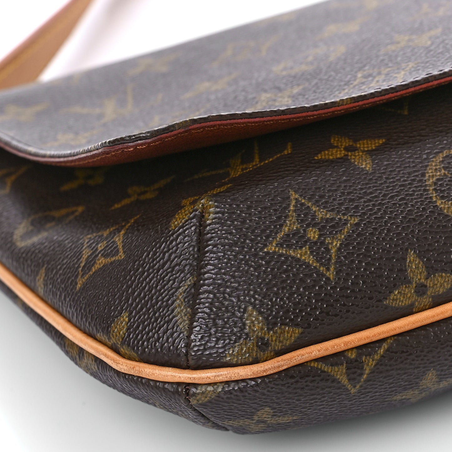 Monogram Musette Tango