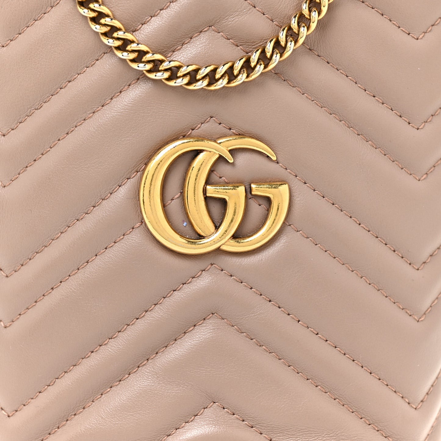 Calfskin Matelasse Mini GG Marmont 2.0 Bucket Bag Porcelain Rose