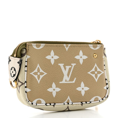 Louis Vuitton Monogram Giant Micro Pochette Accessories Kaki White 3 of 7