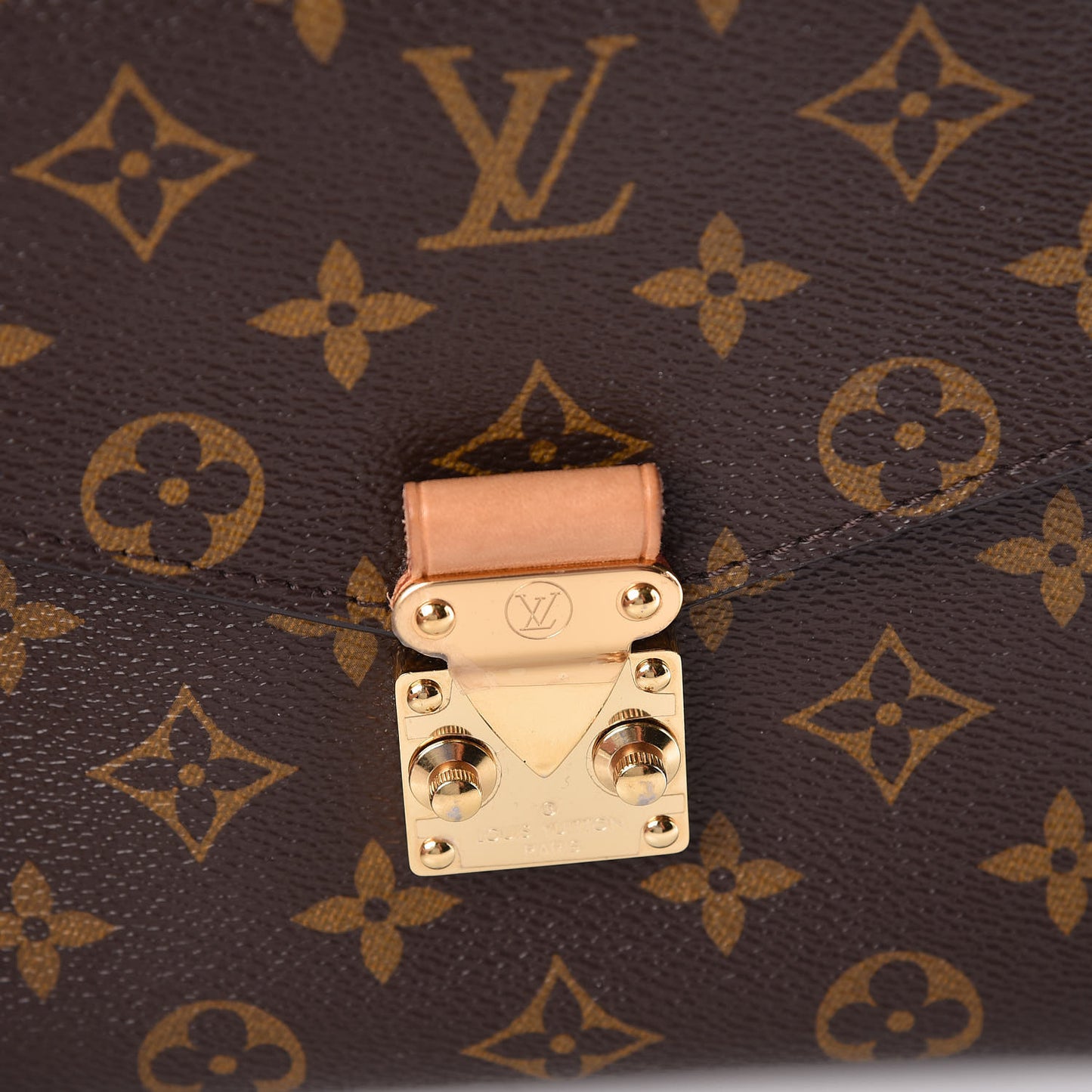 Monogram Pochette Metis