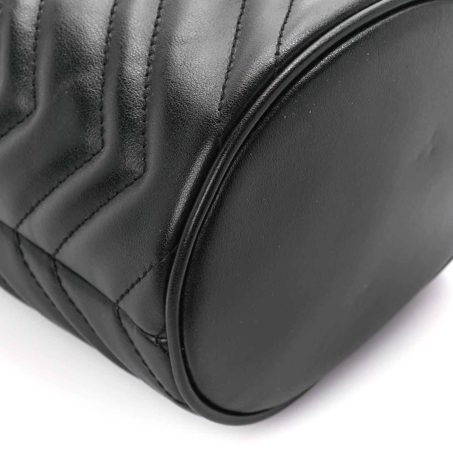 Calfskin Matelasse Mini GG Marmont 2.0 Bucket Bag Black