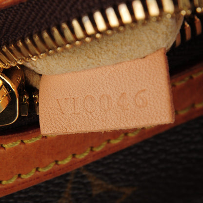 Louis Vuitton Monogram Hudson GM 6 of 7