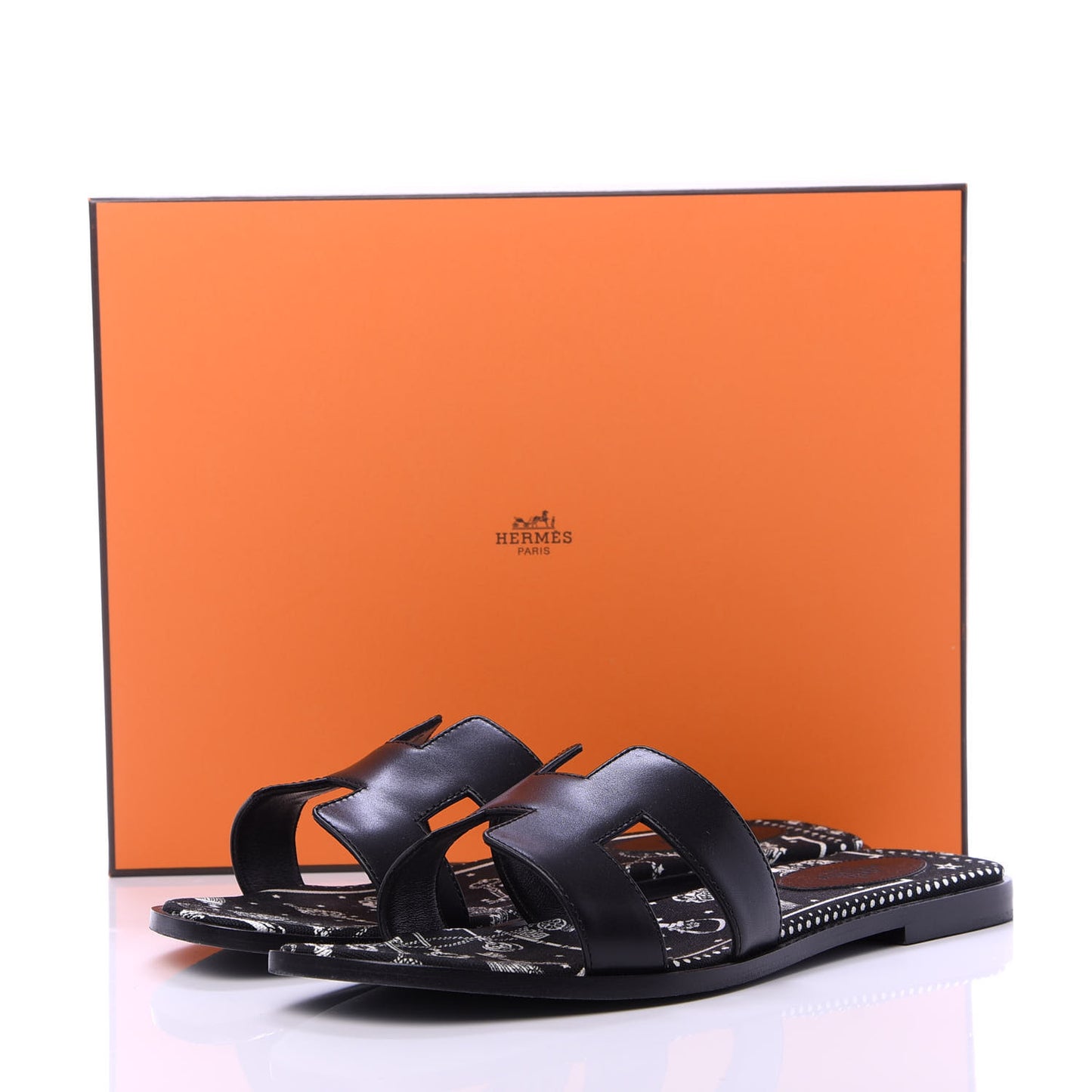 Calfskin Oran Sandals 40 Black