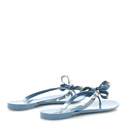 Valentino Garavani PVC Jelly Rockstud Bow Thong Sandals 38 Grey Sky 5 of 10