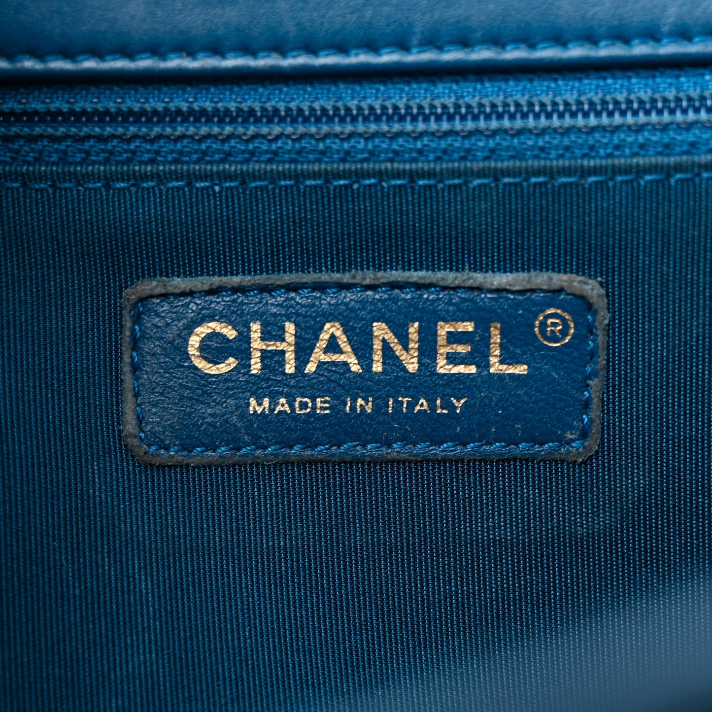 Lambskin Chevron Quilted New Medium Boy Flap Blue