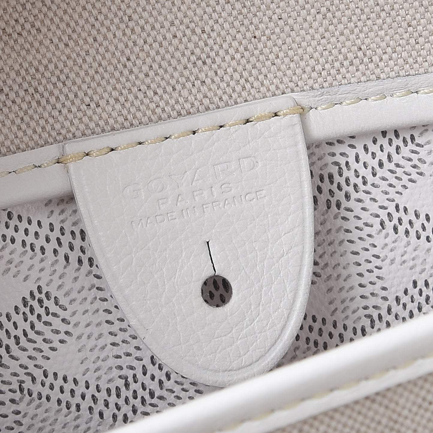 Goyardine Artois MM White