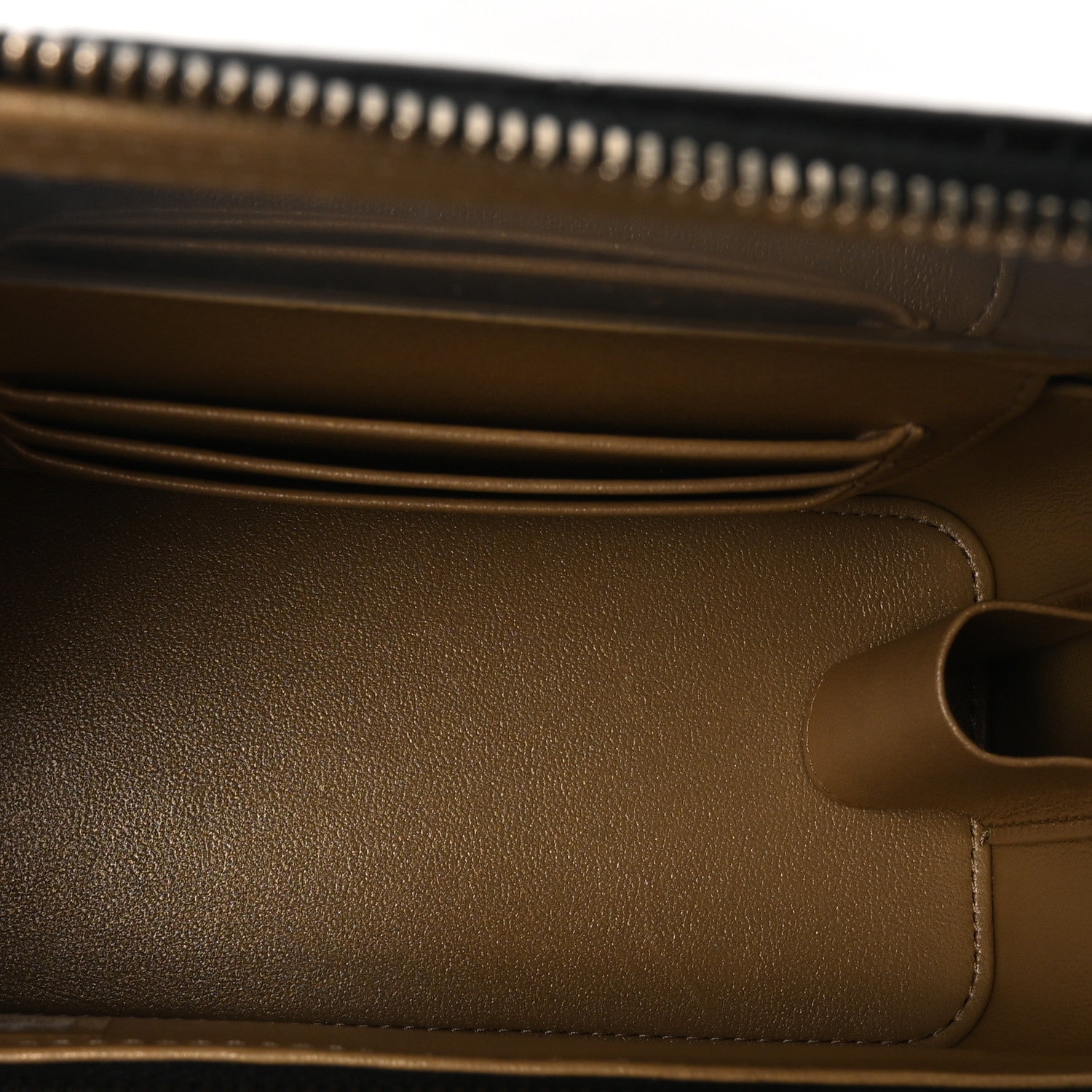 Chanel Lambskin Quilted Pearl Crush Small Vanity Case With Chain Black 5 of 11