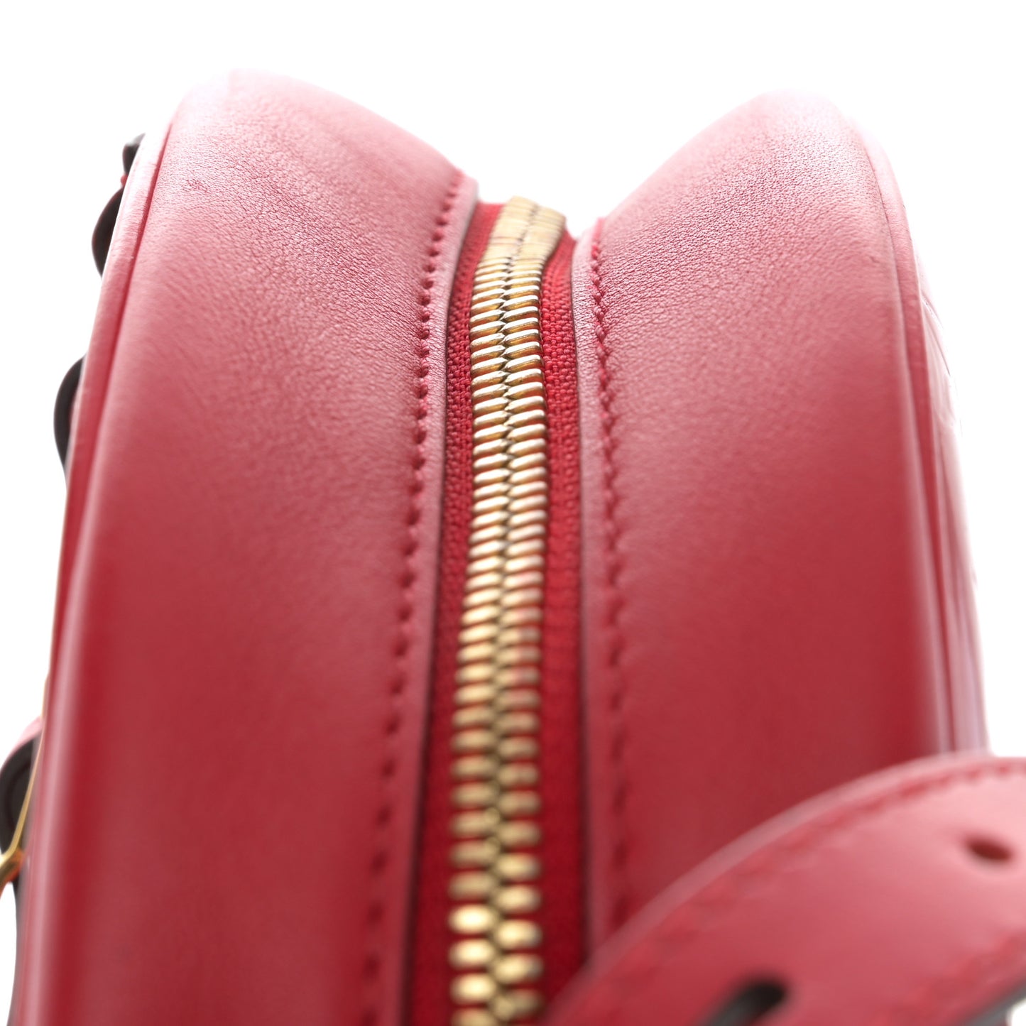 Vernis Boite Chapeau Souple Rouge