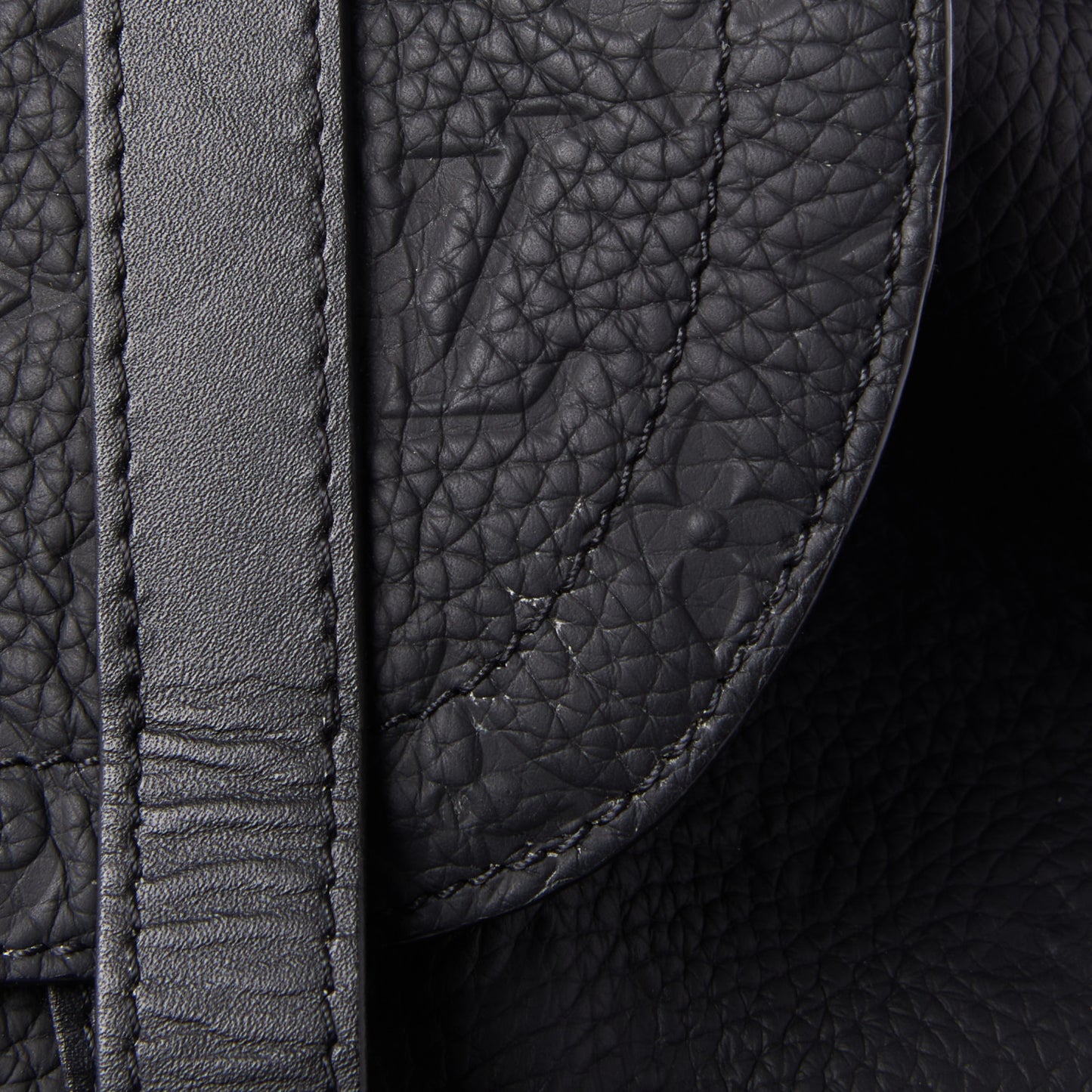 Taurillon Monogram Christopher GM Backpack Black