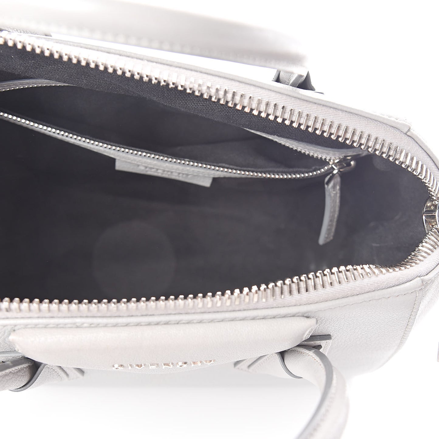 Sugar Goatskin Small Antigona Pearl Grey