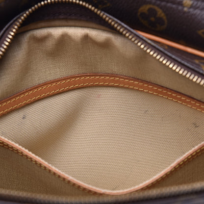 Louis Vuitton Monogram Reporter PM 14 of 16