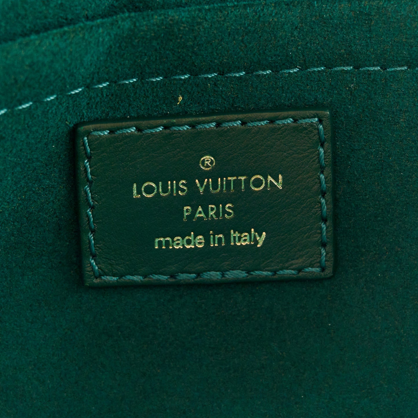 Calfskin New Wave Chain PM Emerald