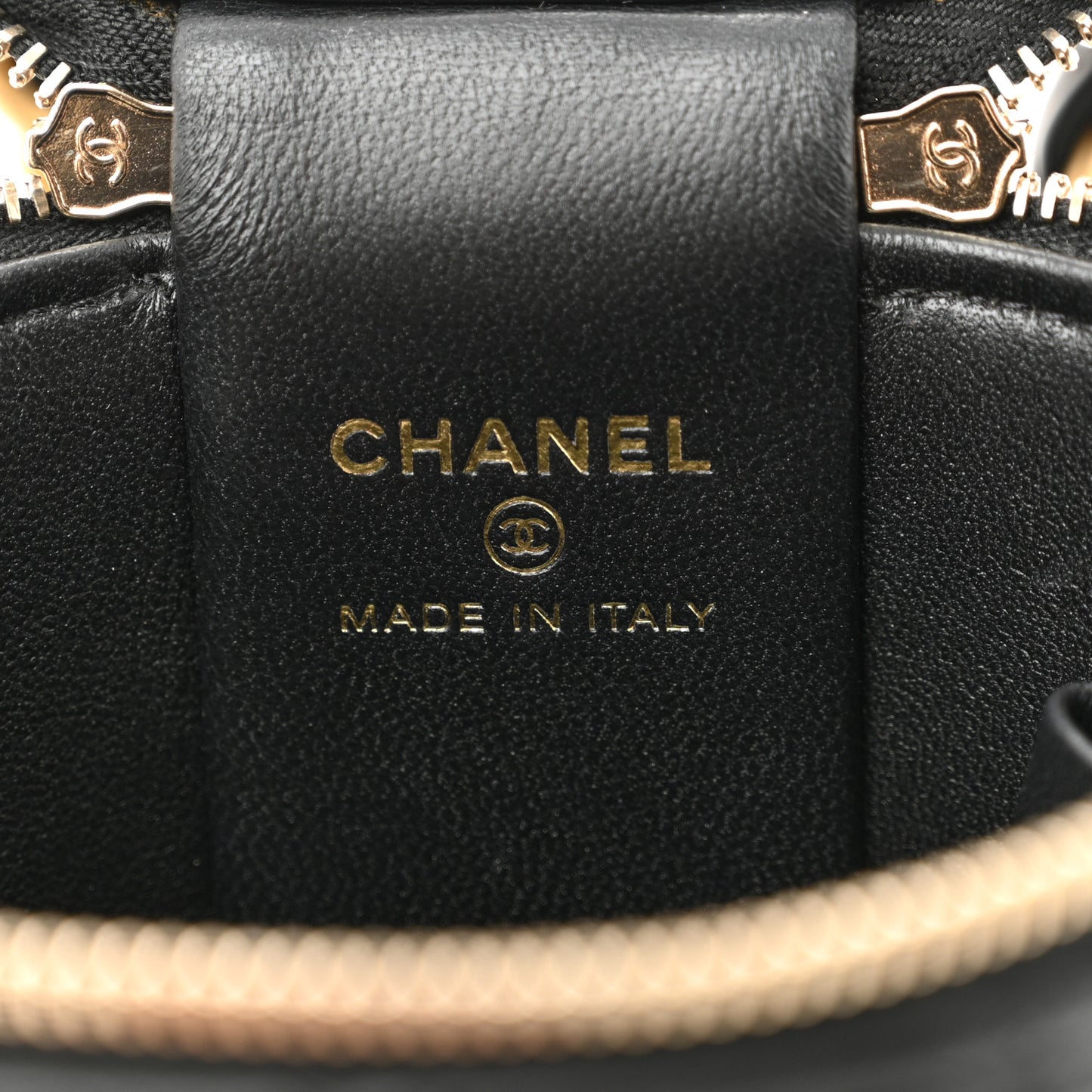 Lambskin Quilted Afternoon Tea Top Handle Vanity Case With Chain Black