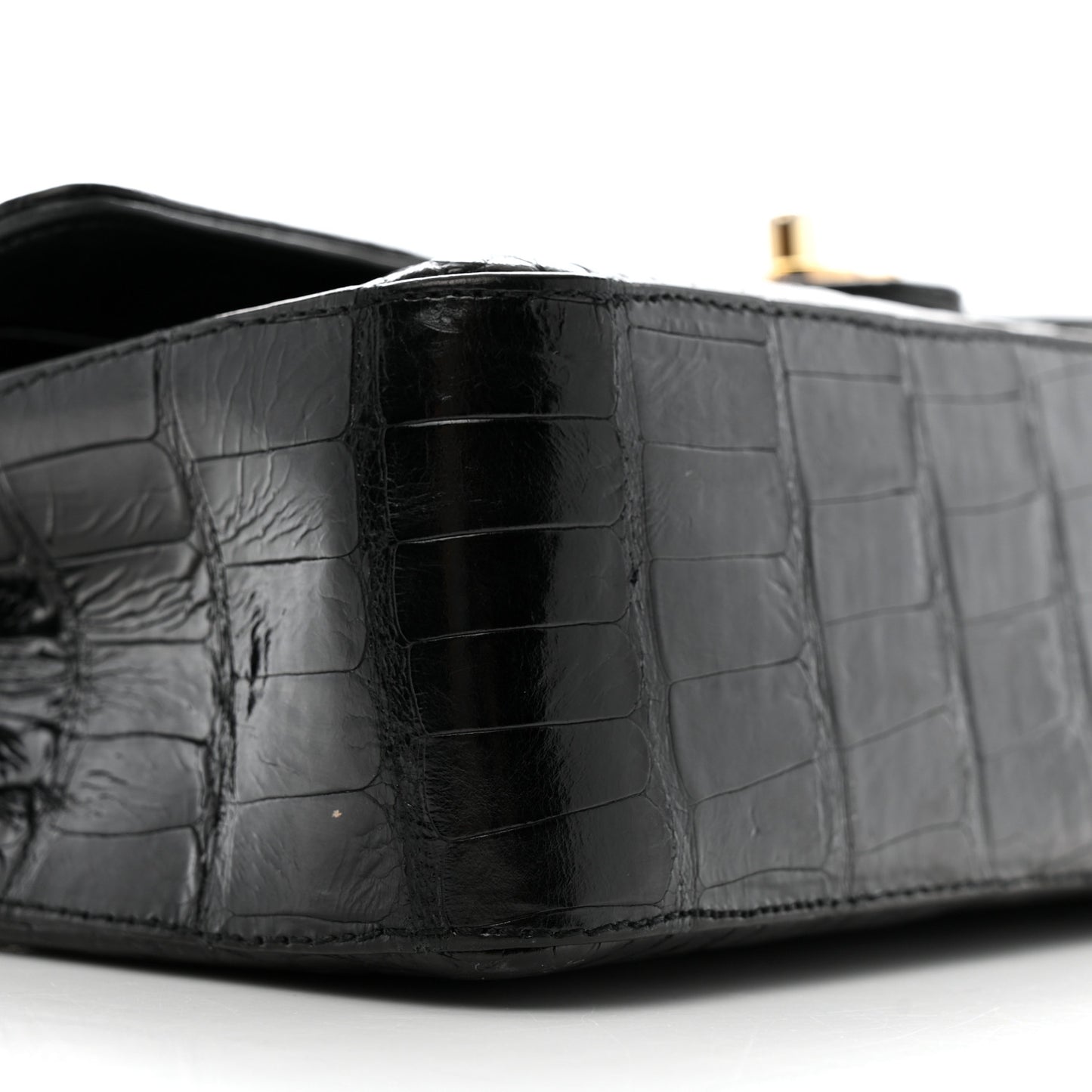 Alligator Medium Double Flap Black