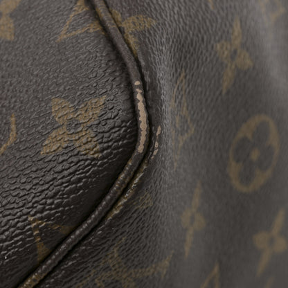 Louis Vuitton Monogram Neverfull MM 28 of 33