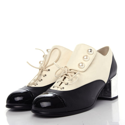 Chanel Metallic Lambskin Patent Pearl Cap Toe Lace Up Oxfords 38 Black Beige Silver 3 of 11