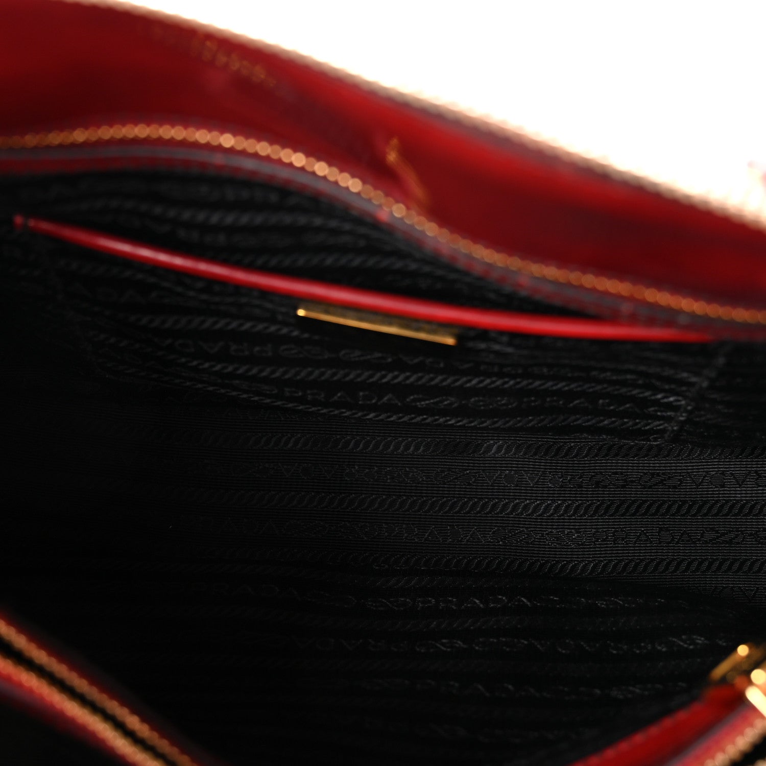 Prada Spazzolato Medium Promenade Tote Scarlatto Fume 5 of 9