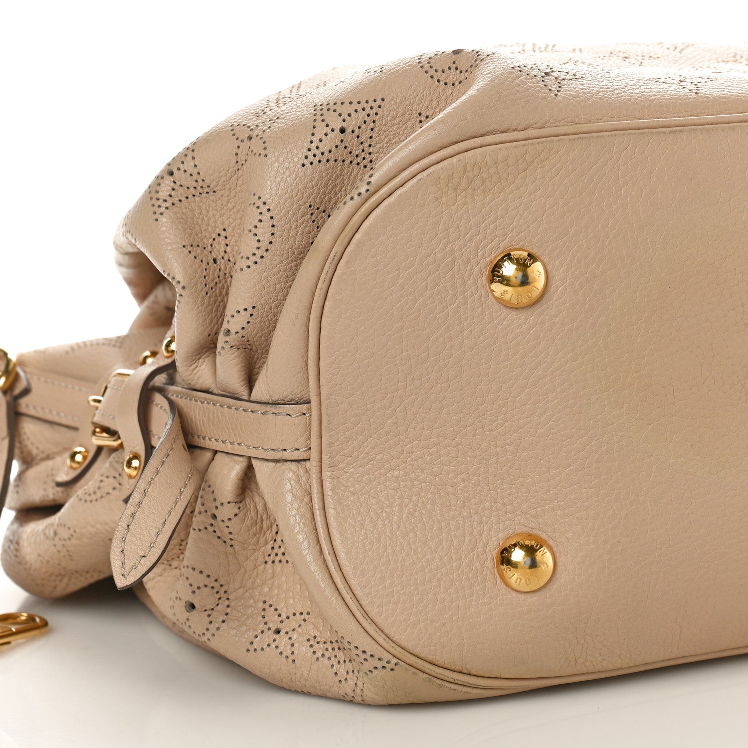 Louis Vuitton Mahina XL Sable 8 of 10