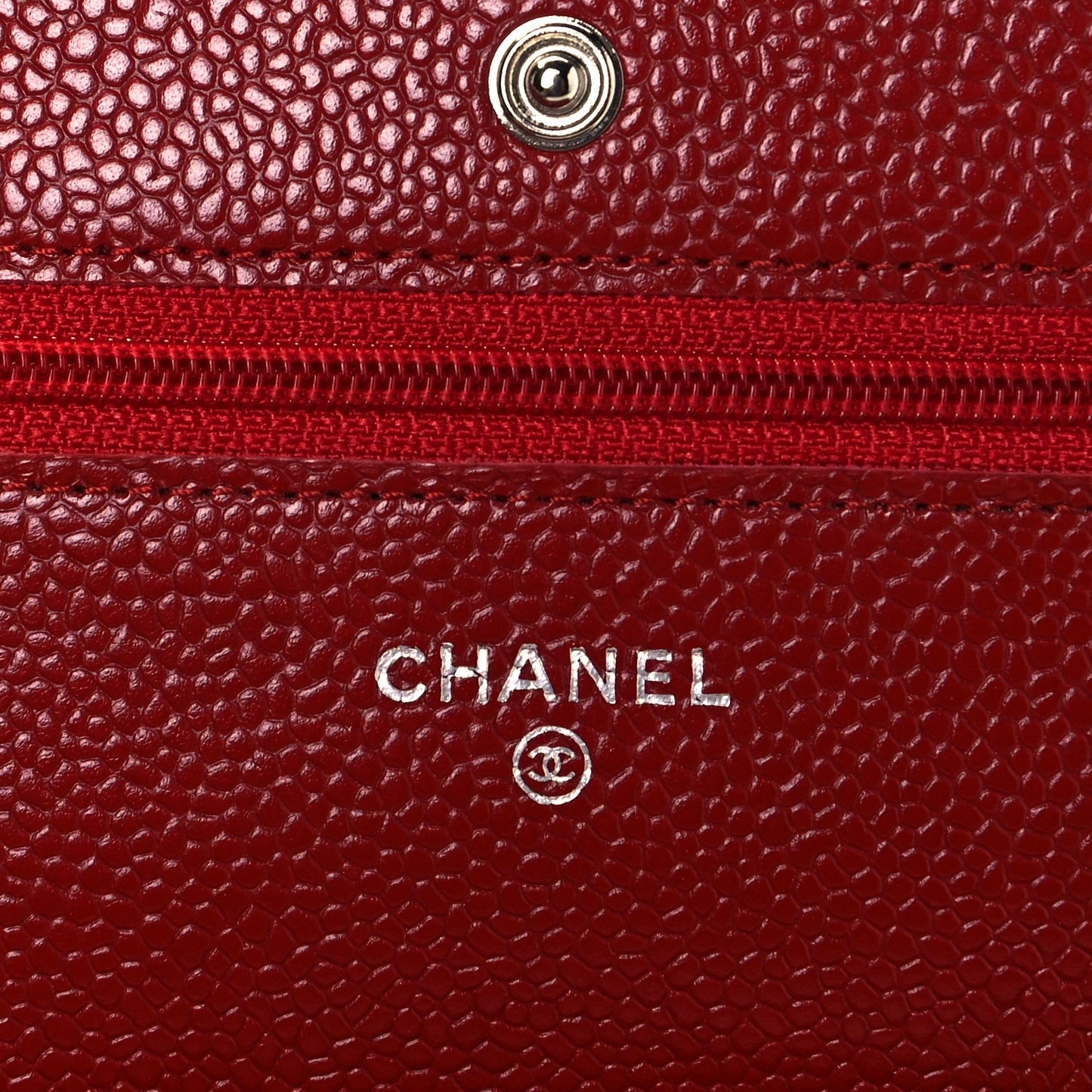 Caviar Quilted Wallet on Chain WOC Red