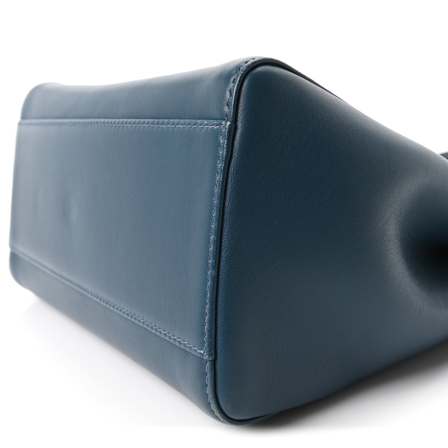 Nappa Mini Peekaboo Iconic Satchel Pavone
