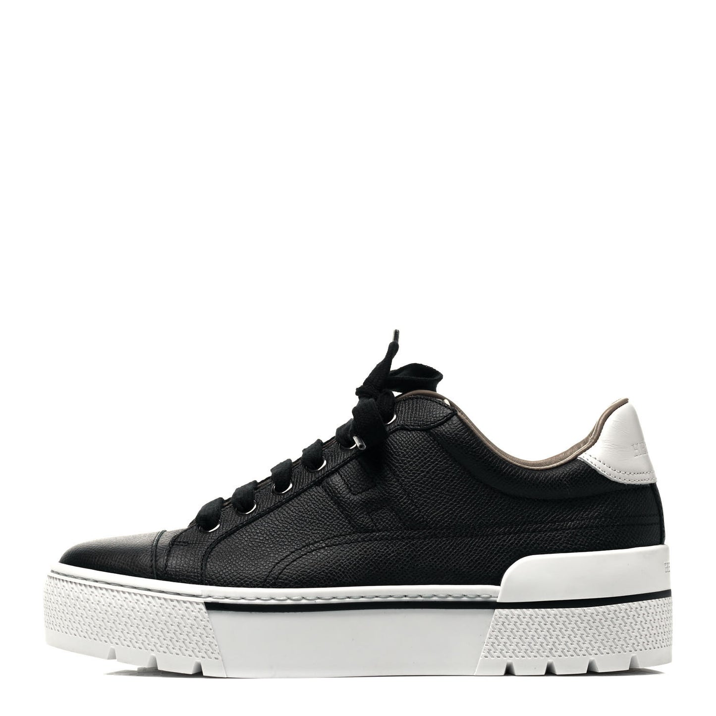 Epsom Womens Voltage Sneakers 37.5 Black White