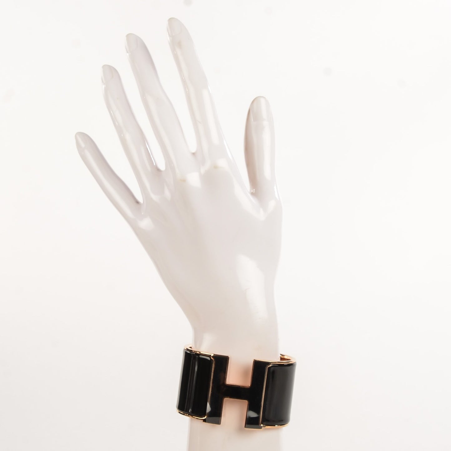 Enamel Extra Wide Clic Clac H Bracelet PM Black