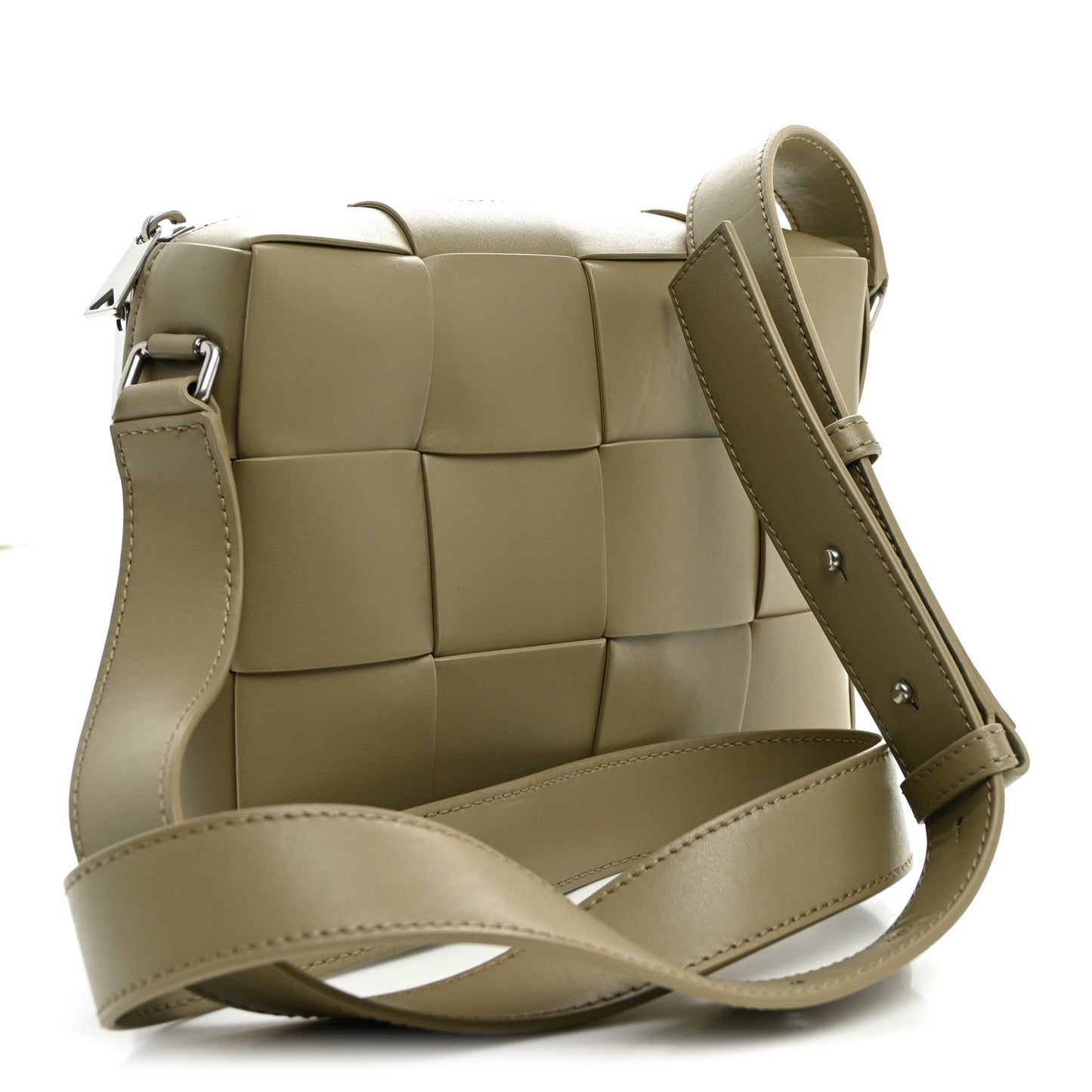 Lambskin Maxi Intrecciato Cassette Camera Bag Travertine