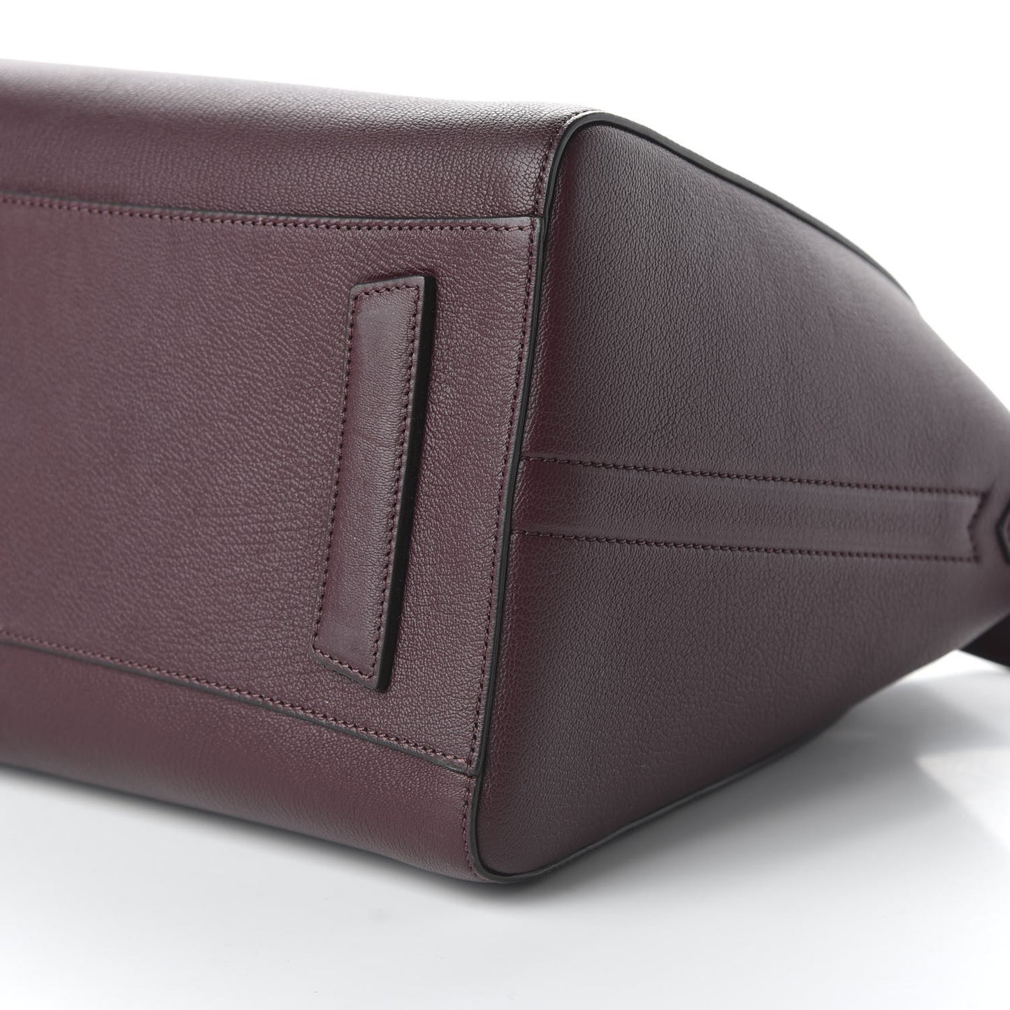 Sugar Goatskin Medium Antigona Aubergine