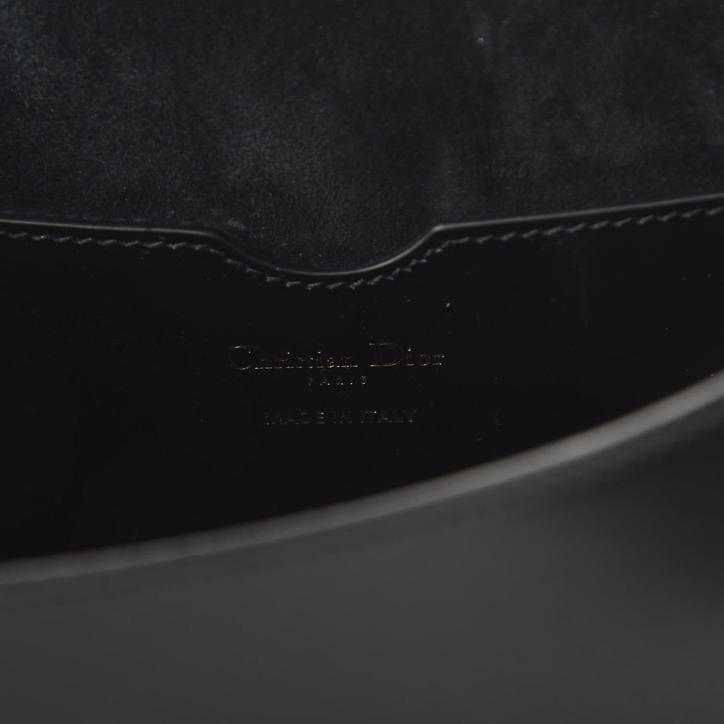 Box Calfskin Large Bobby Flap Black