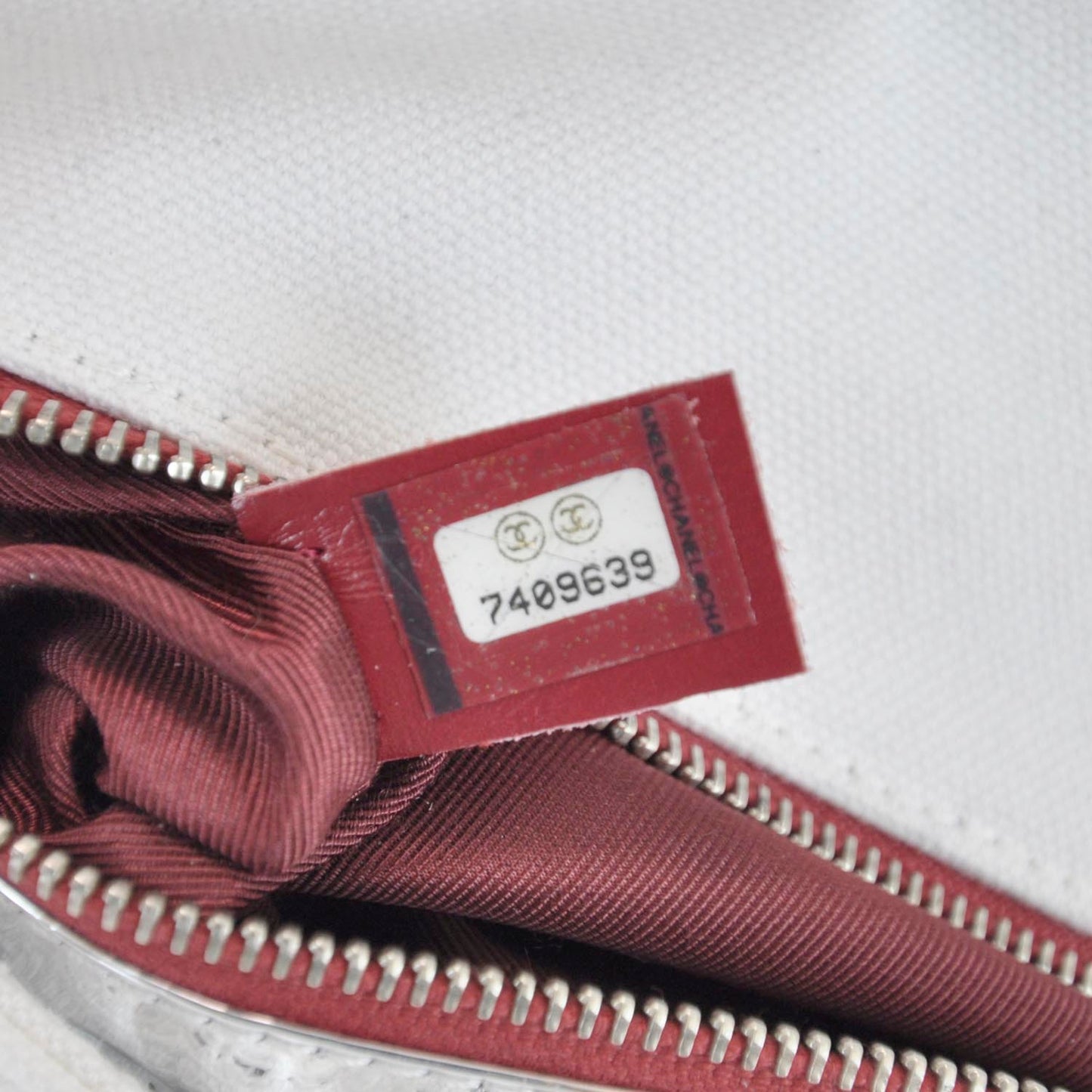 N°5 Foil Quilted Flap Bag
