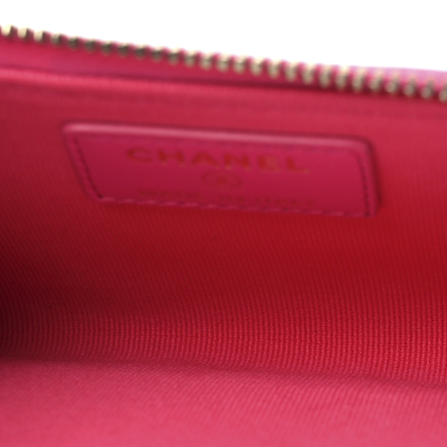 Caviar Quilted CC Zip Around Card Holder Pink