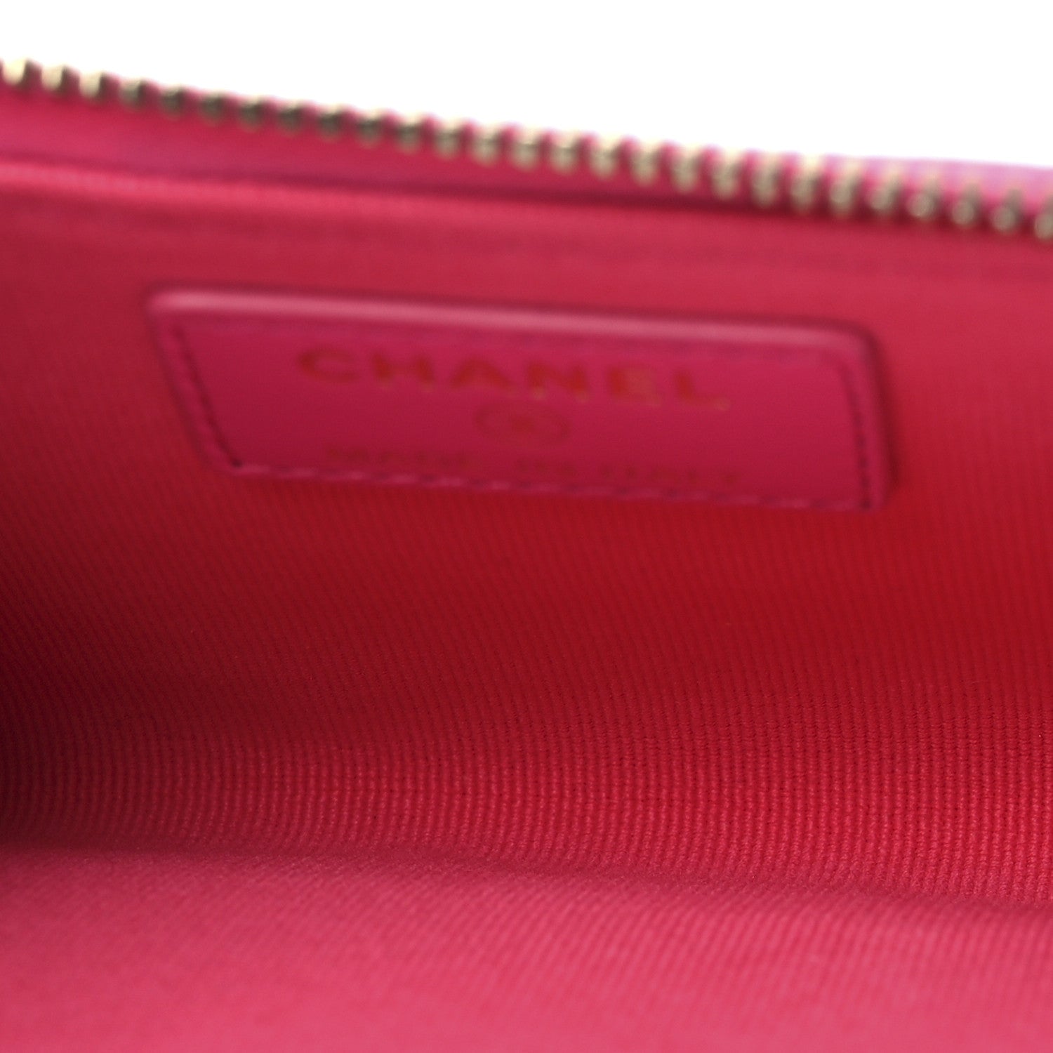 Chanel Caviar Quilted CC Zip Around Card Holder Pink 5 of 9