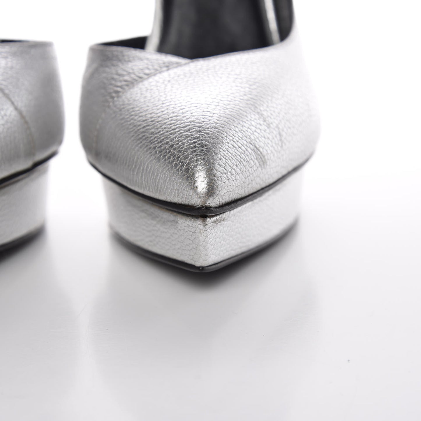 Metallic Grained Calfskin Janis 105 D'Orsay Pumps 38.5 Argento