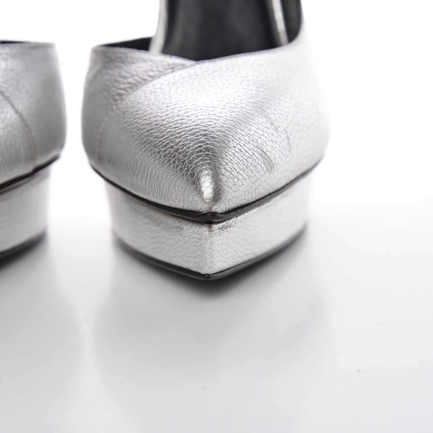 Saint Laurent Metallic Grained Calfskin Janis 105 D'Orsay Pumps 38.5 Argento 12 of 16