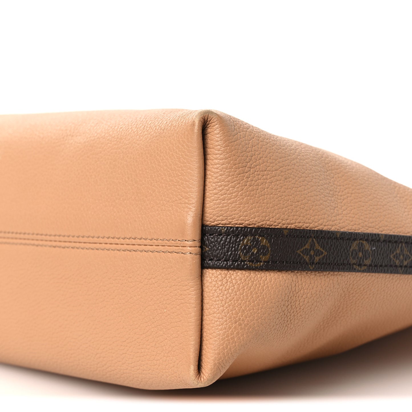 Calfskin Multipass Arizona Beige