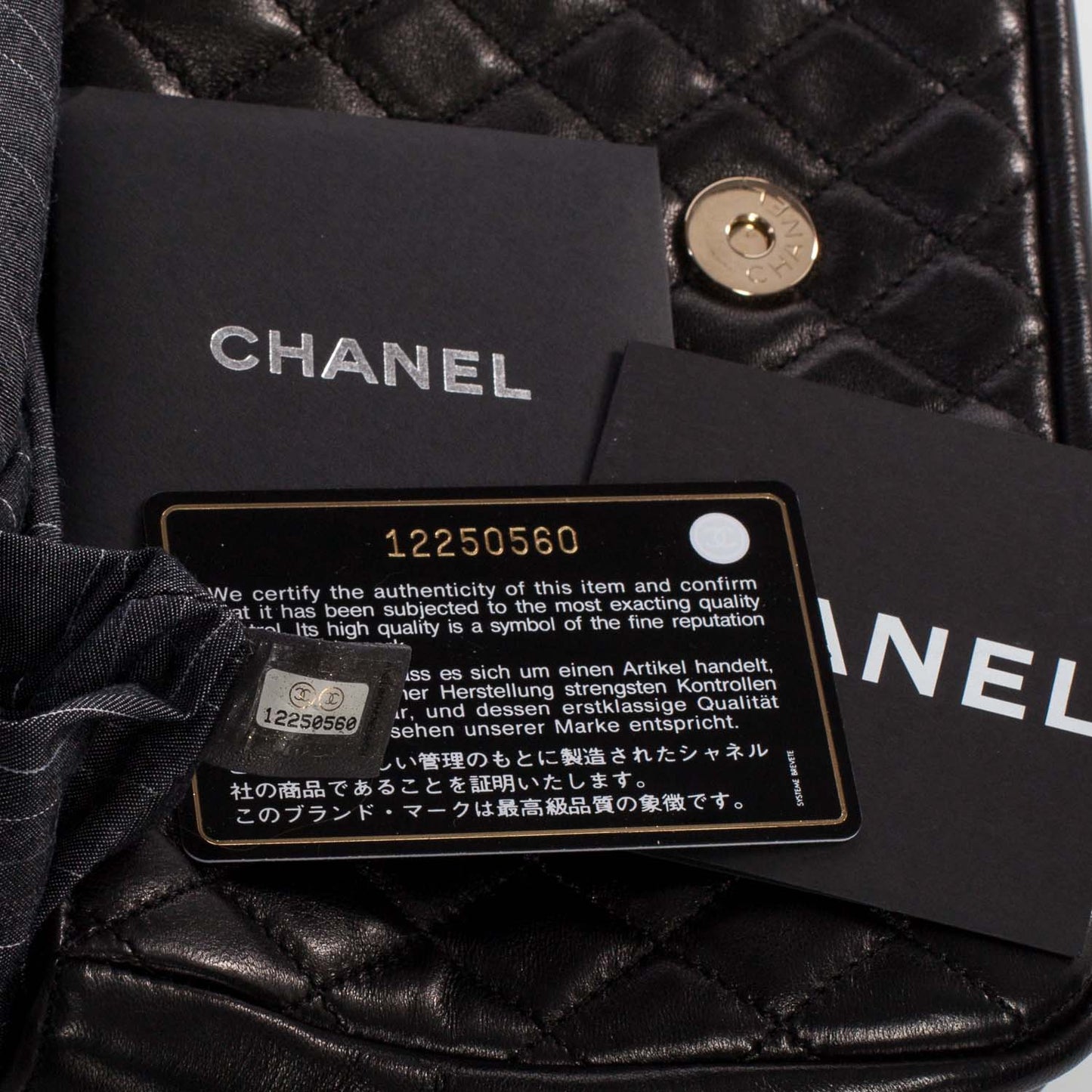 Lambskin Medium Westminster Pearl Flap Black