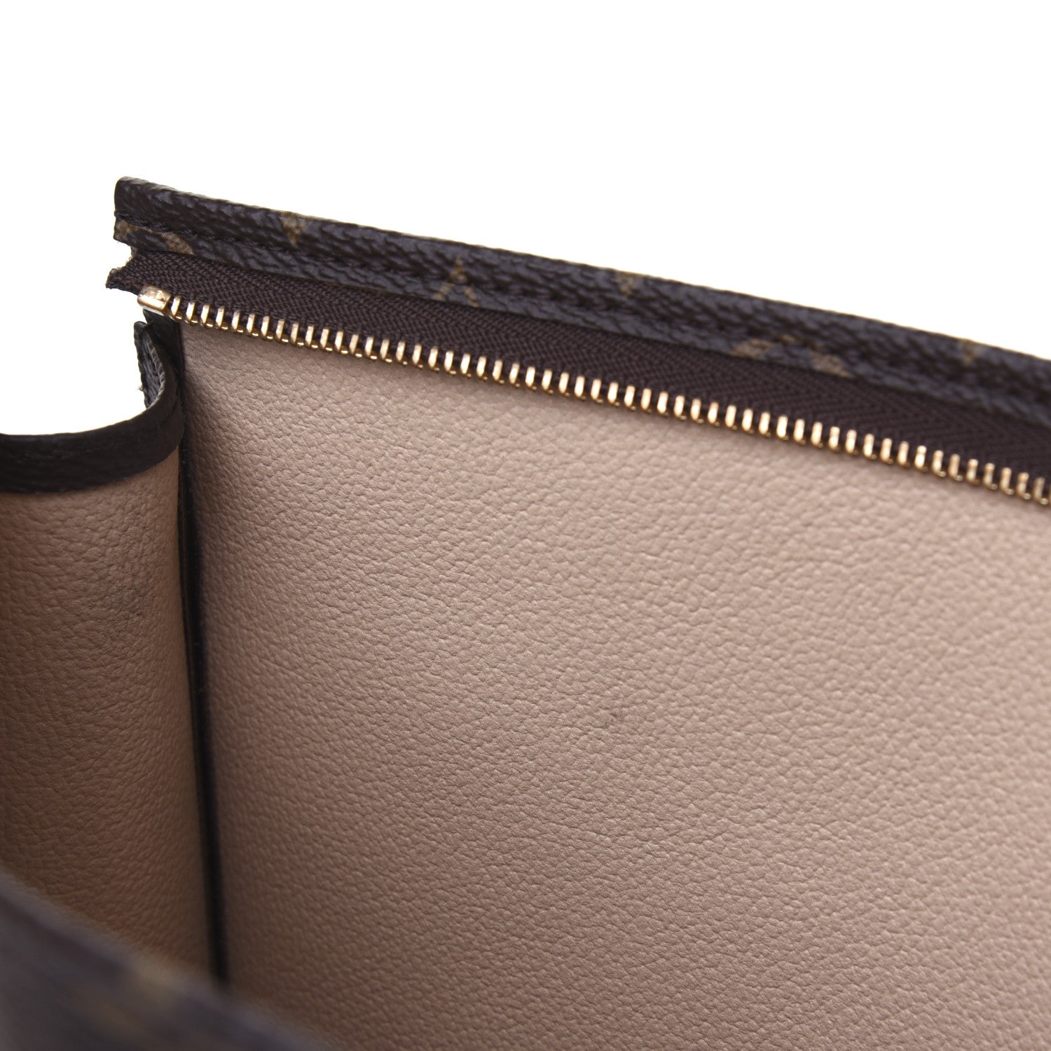 Louis Vuitton Monogram Toiletry Pouch 26 9 of 14