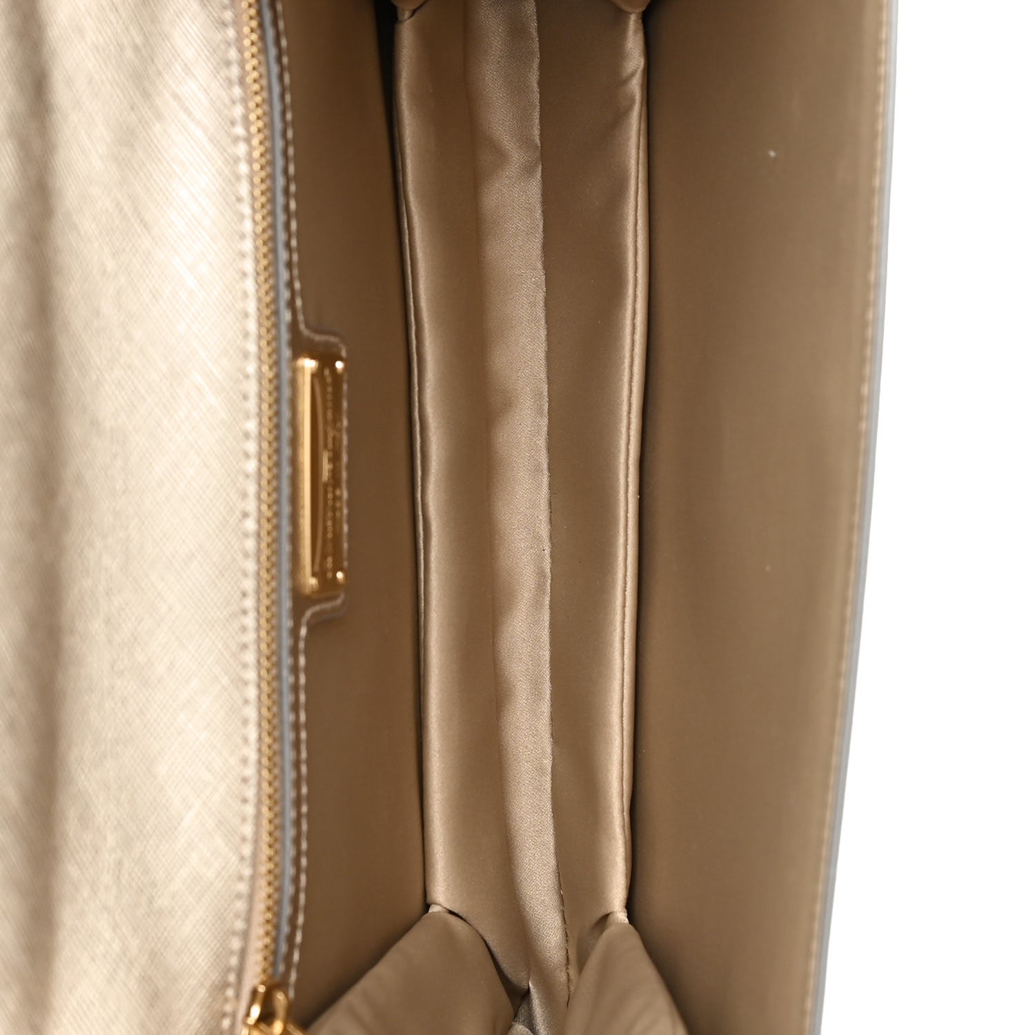 Salvatore Ferragamo Metallic Hammered Calfskin Vara Bow Chain Flap Crossbody Silver Gold 8 of 23