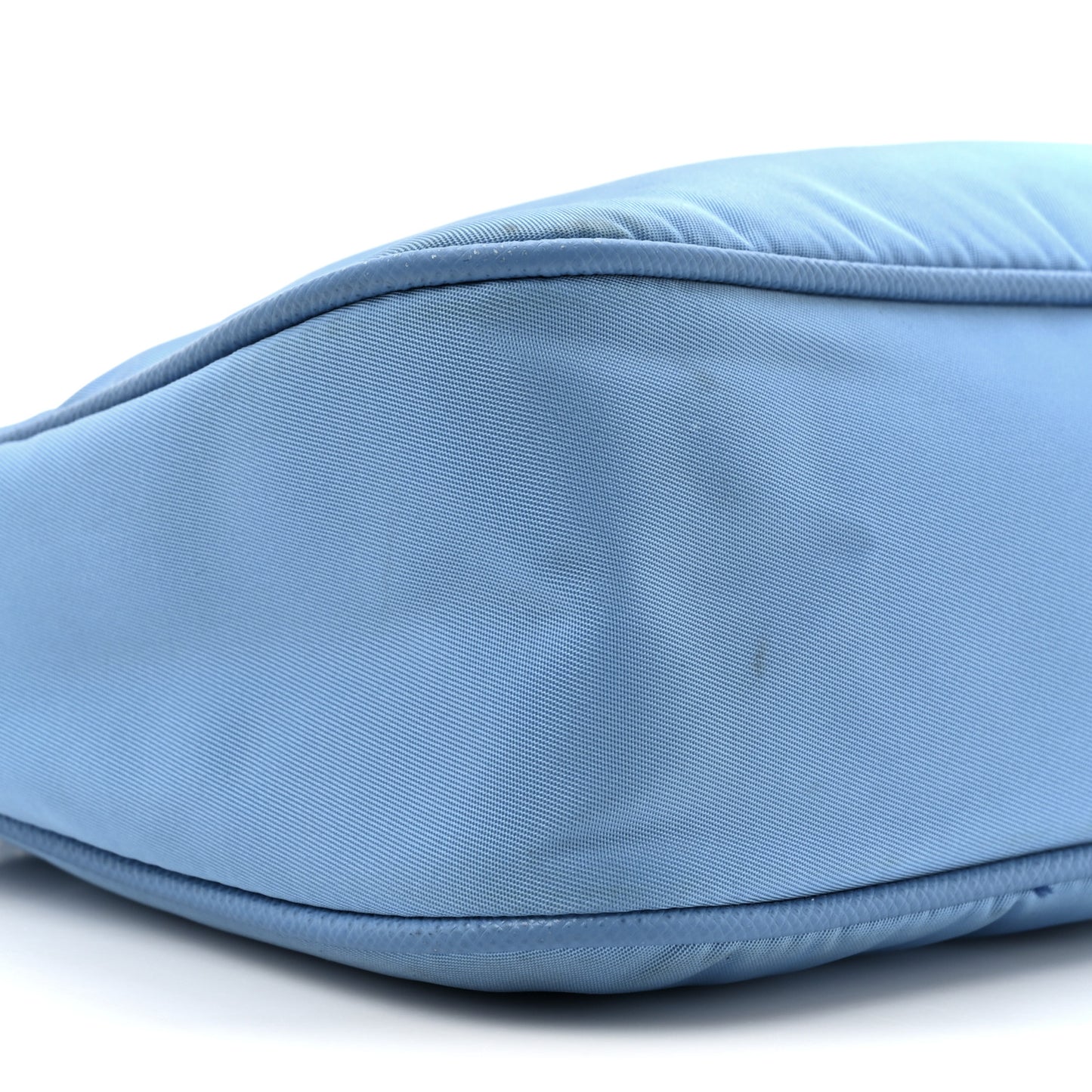 Nylon Re-Edition 2005 Shoulder Bag Pervinca