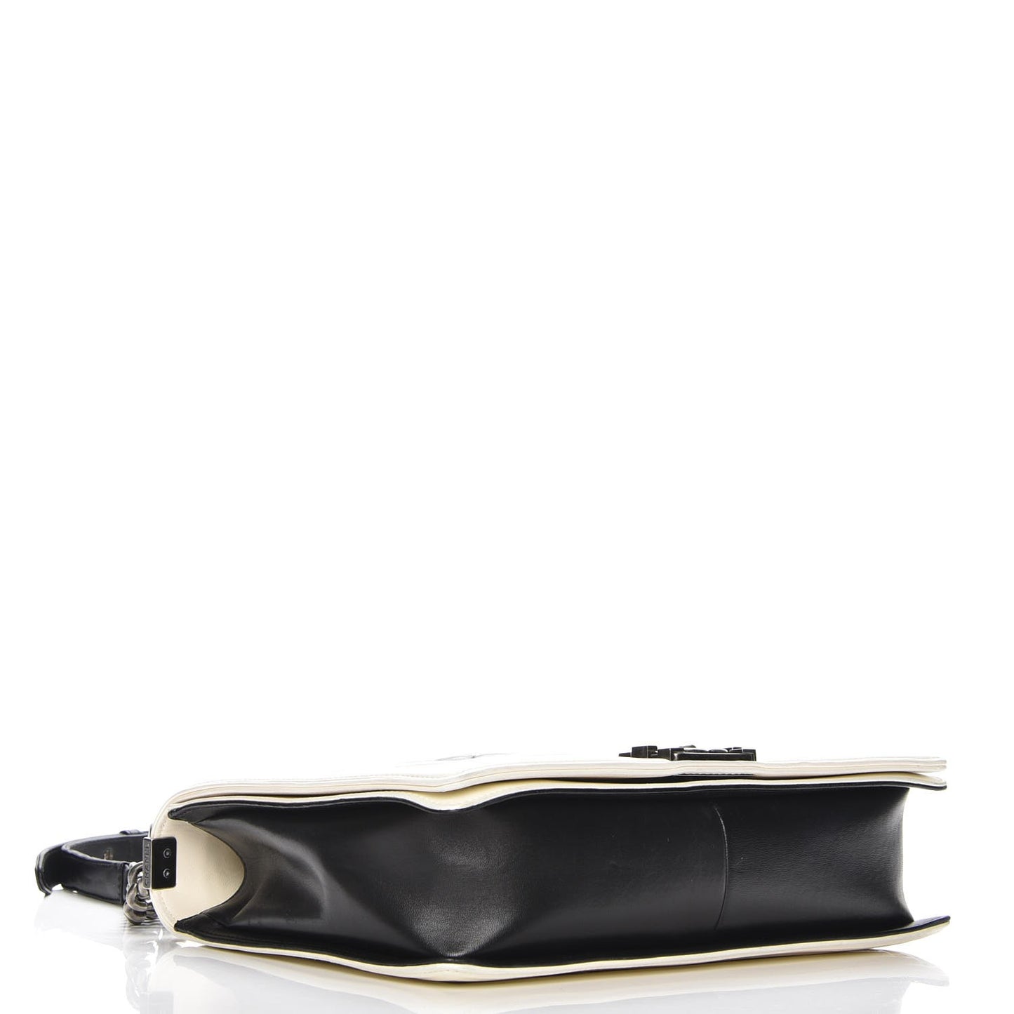 Lambskin Quilted Large Boy Flap Black White