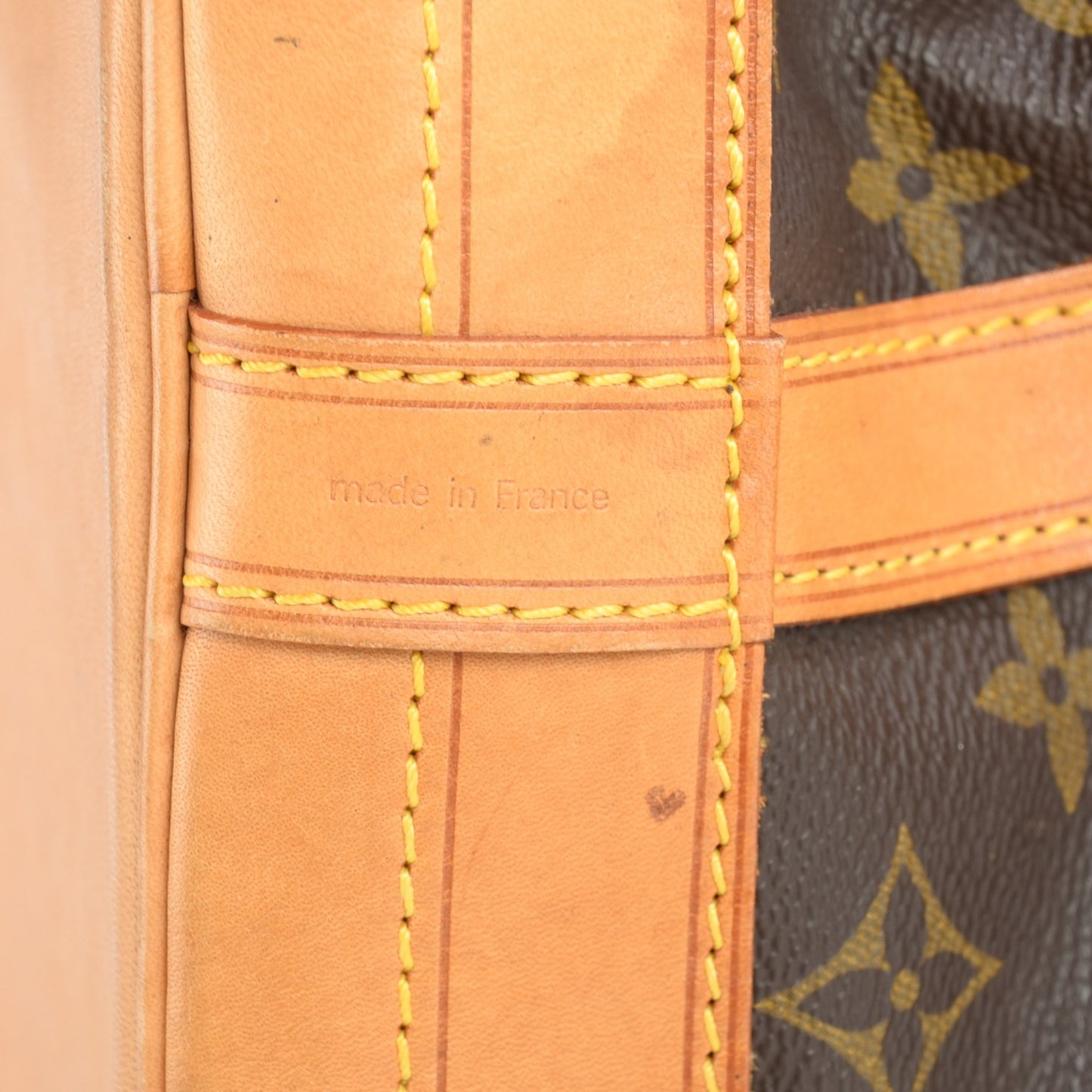Monogram Noe