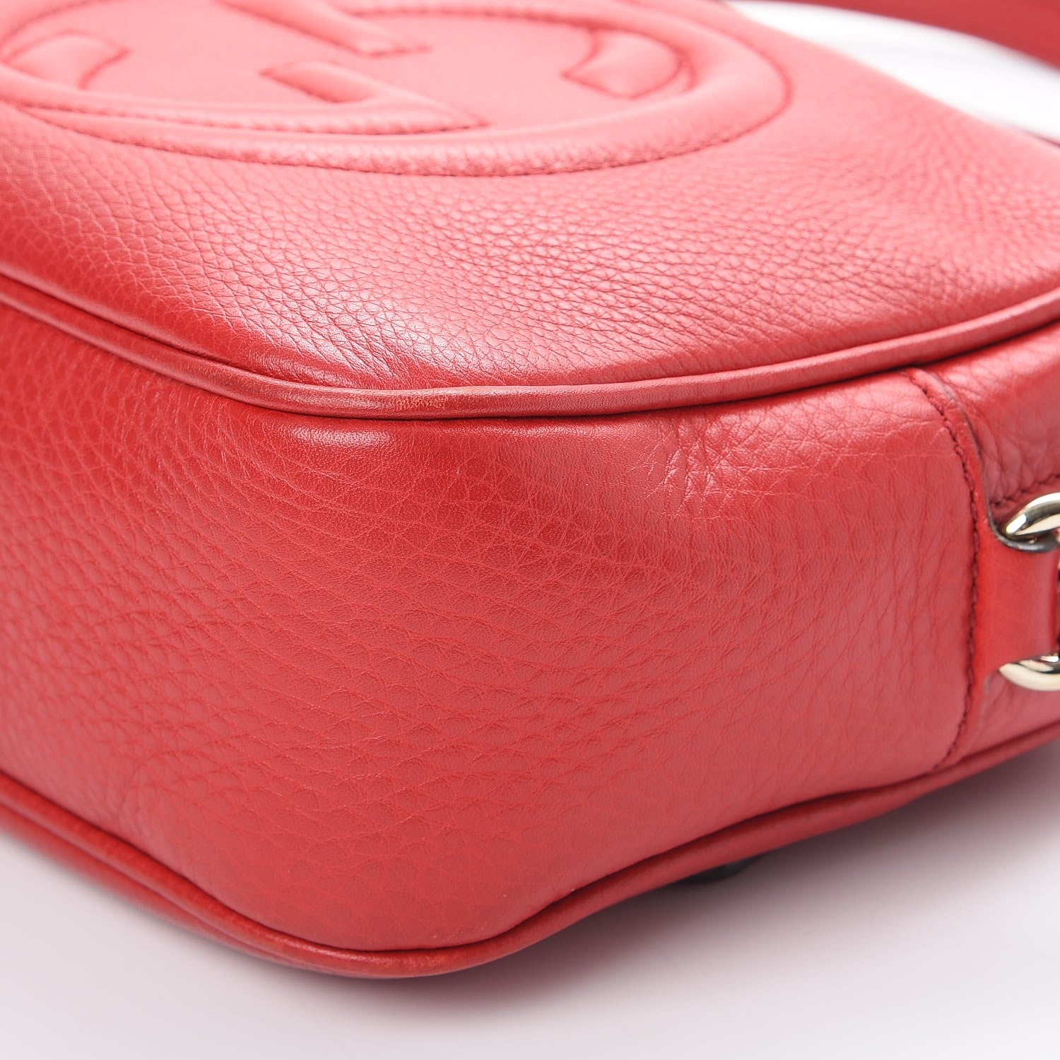 Gucci Pebbled Calfskin Small Soho Disco Bag Tabasco Red 9 of 10